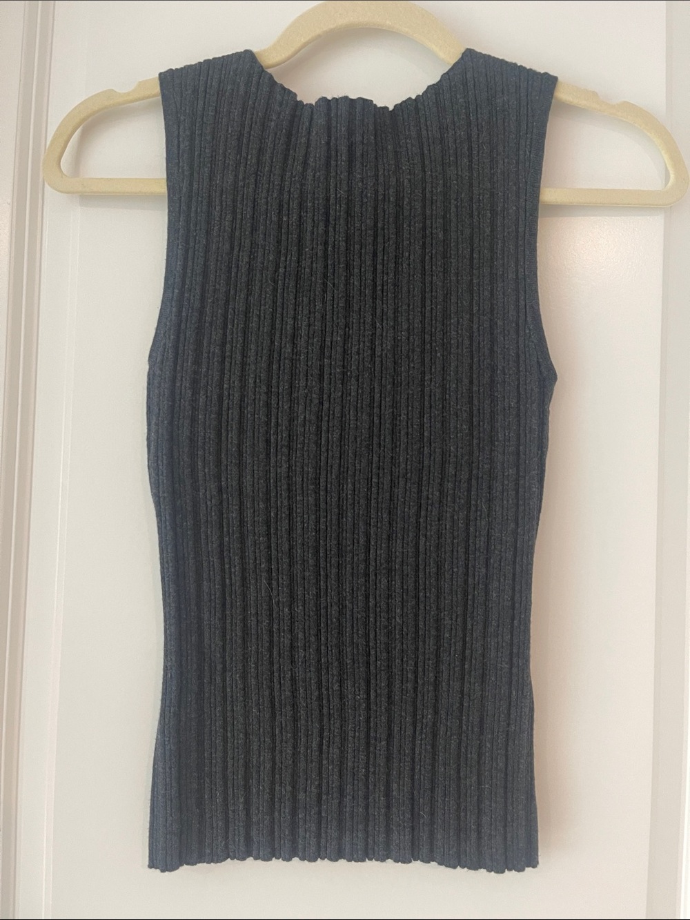Quince Sleeveless Rib Knit Tank Top - Charcoal